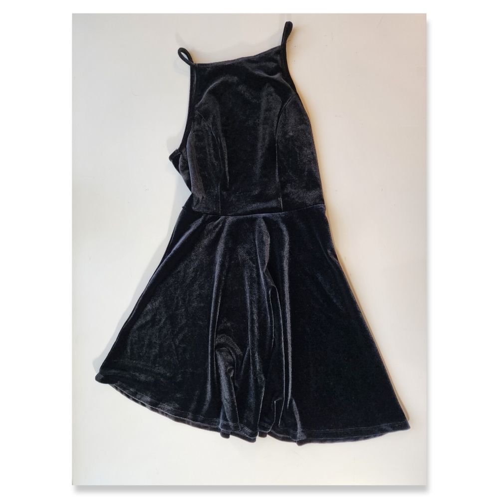 Speechless Halter Spaghetti Strap Dress Black Velvet Womens Size XS - Picture 2 of 5